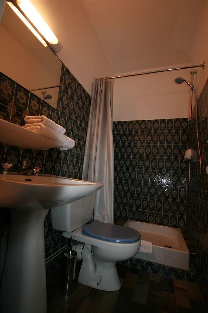 Auberge Du Cabestan Hotel Одьерн Экстерьер фото